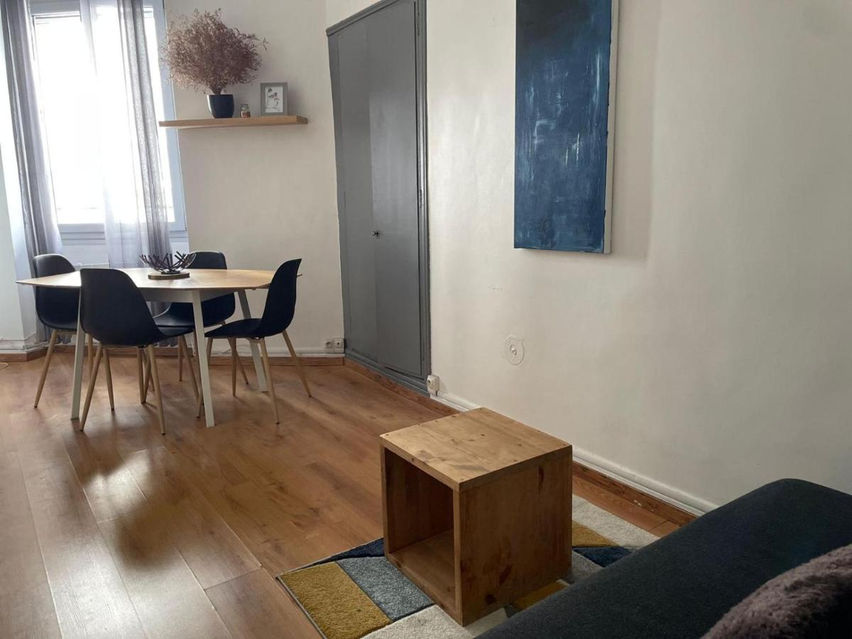 Abyad - A 300 M Des Arenes Appartement Nîmes Buitenkant foto