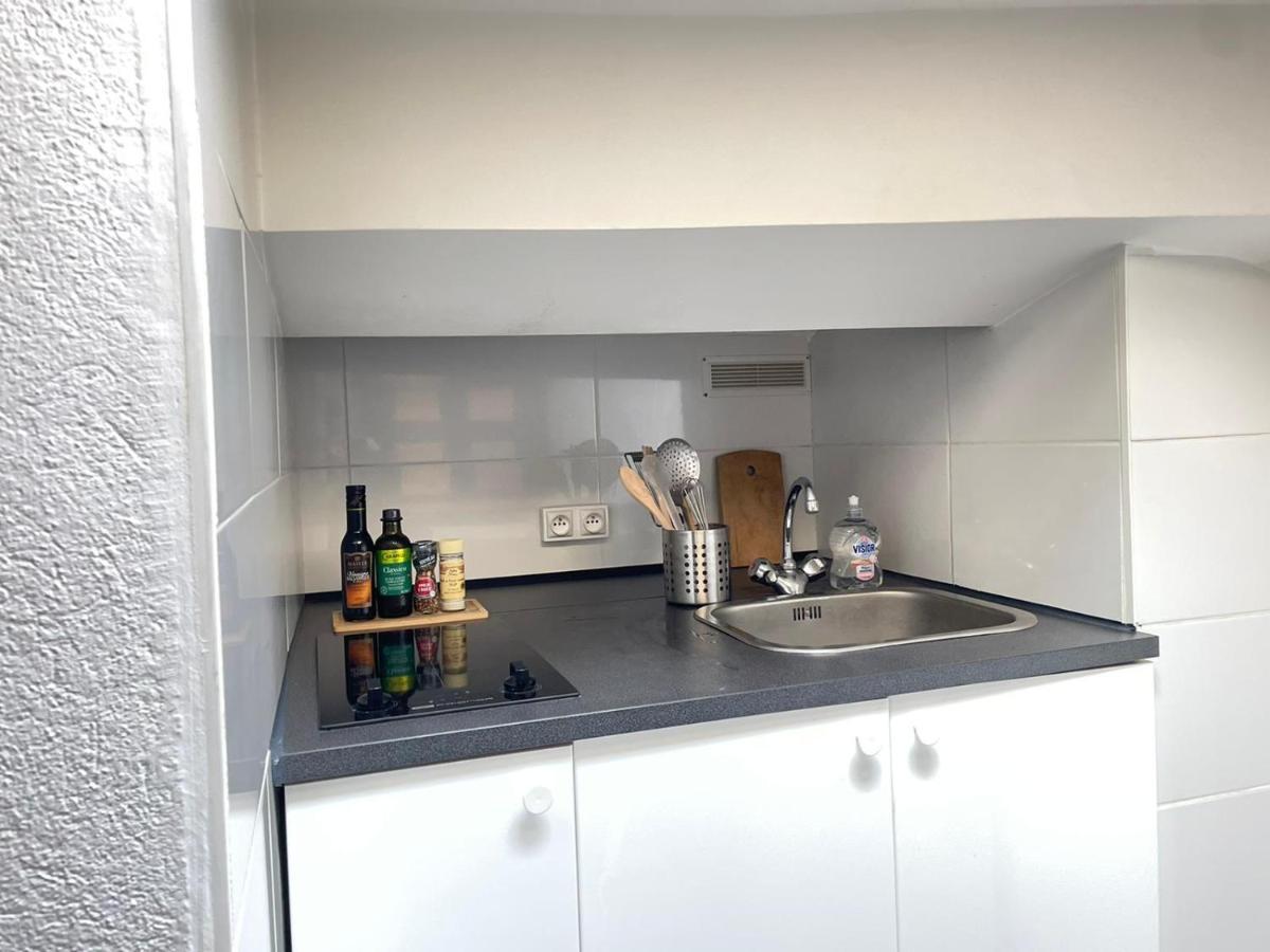 Abyad - A 300 M Des Arenes Appartement Nîmes Buitenkant foto