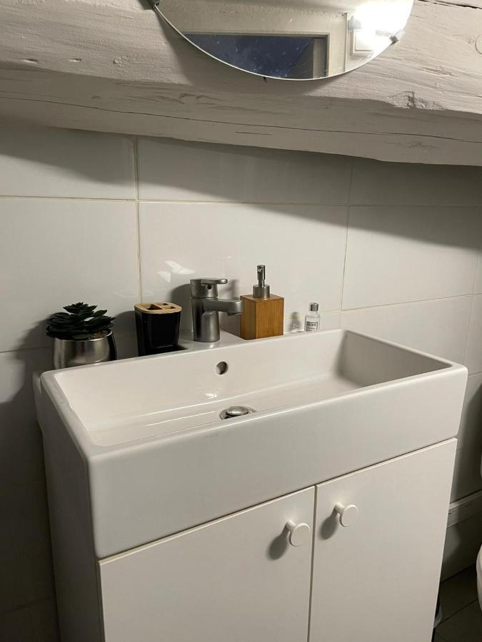 Abyad - A 300 M Des Arenes Appartement Nîmes Buitenkant foto